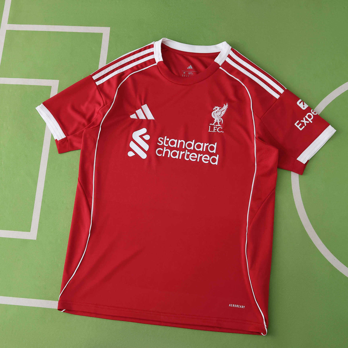 Maillot domicile de Liverpool 25/26