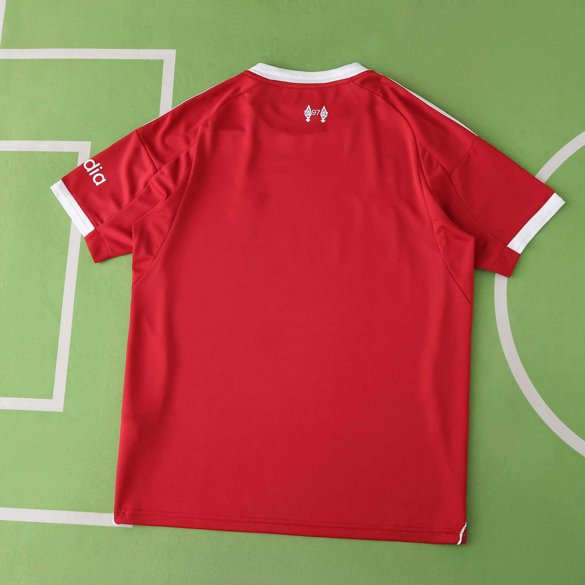 Maillot domicile de Liverpool 25/26