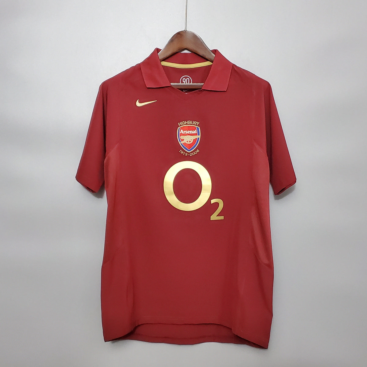Maillot extérieur rétro d'Arsenal 05/06