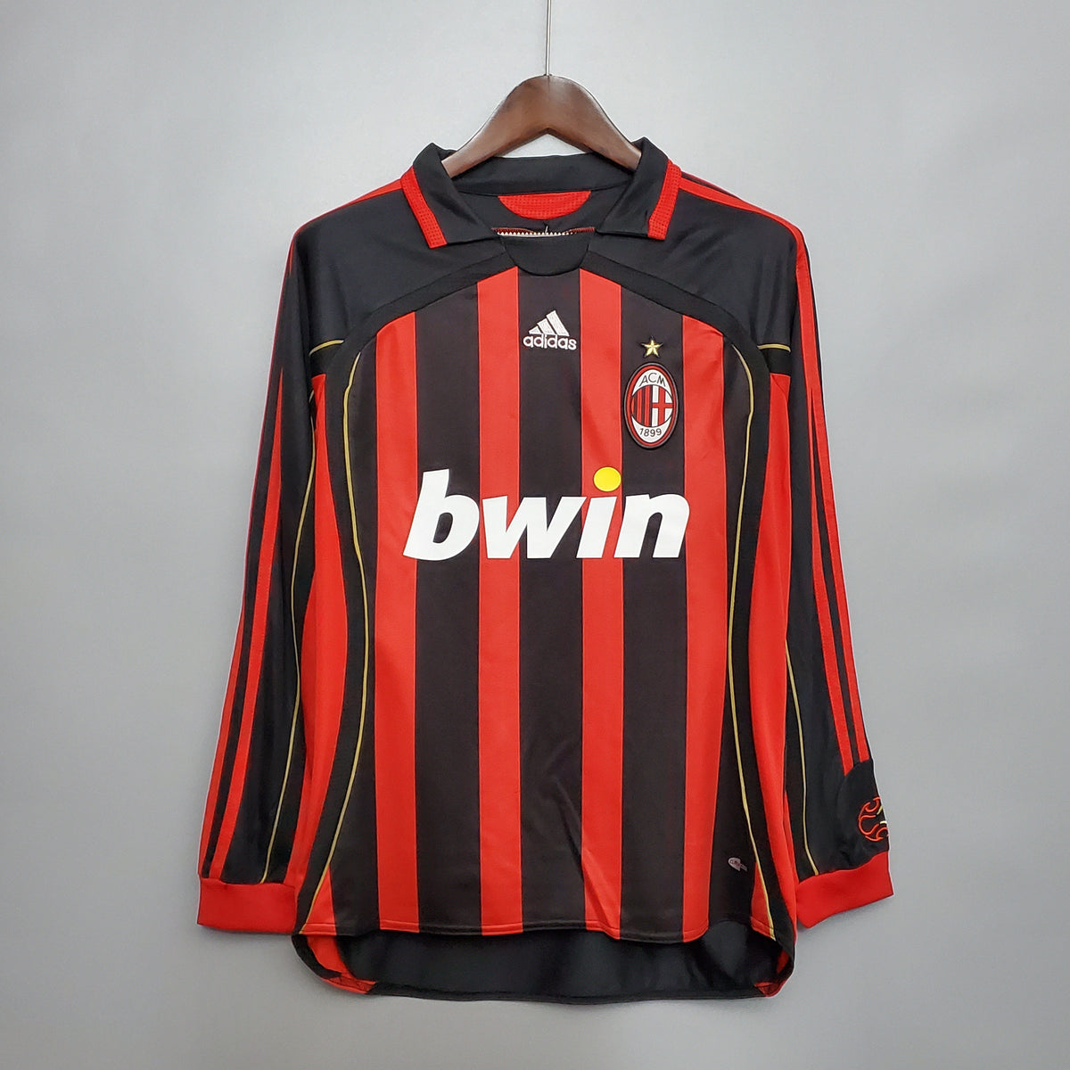 Maillot extérieur rétro manches longues du Milan AC 06/07