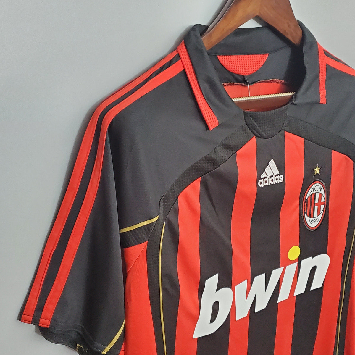 Maillot domicile rétro du Milan AC 06/07