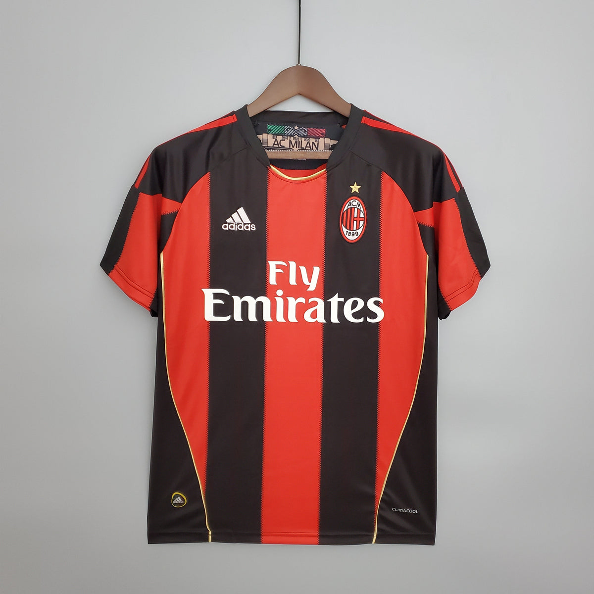 Maillot domicile rétro du Milan AC 10/11