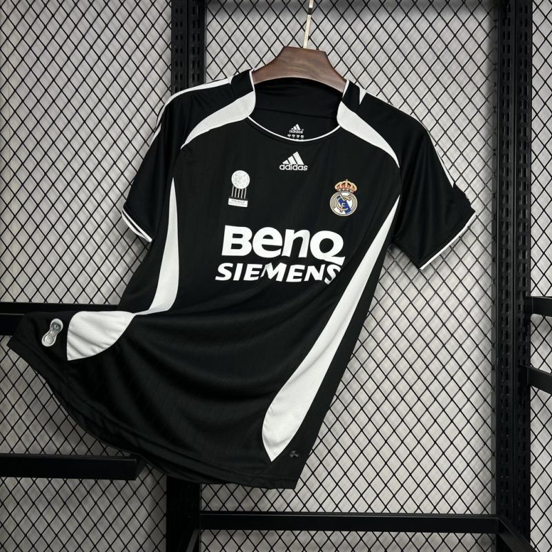 Real Madrid Away Jersey 06/07 Retro
