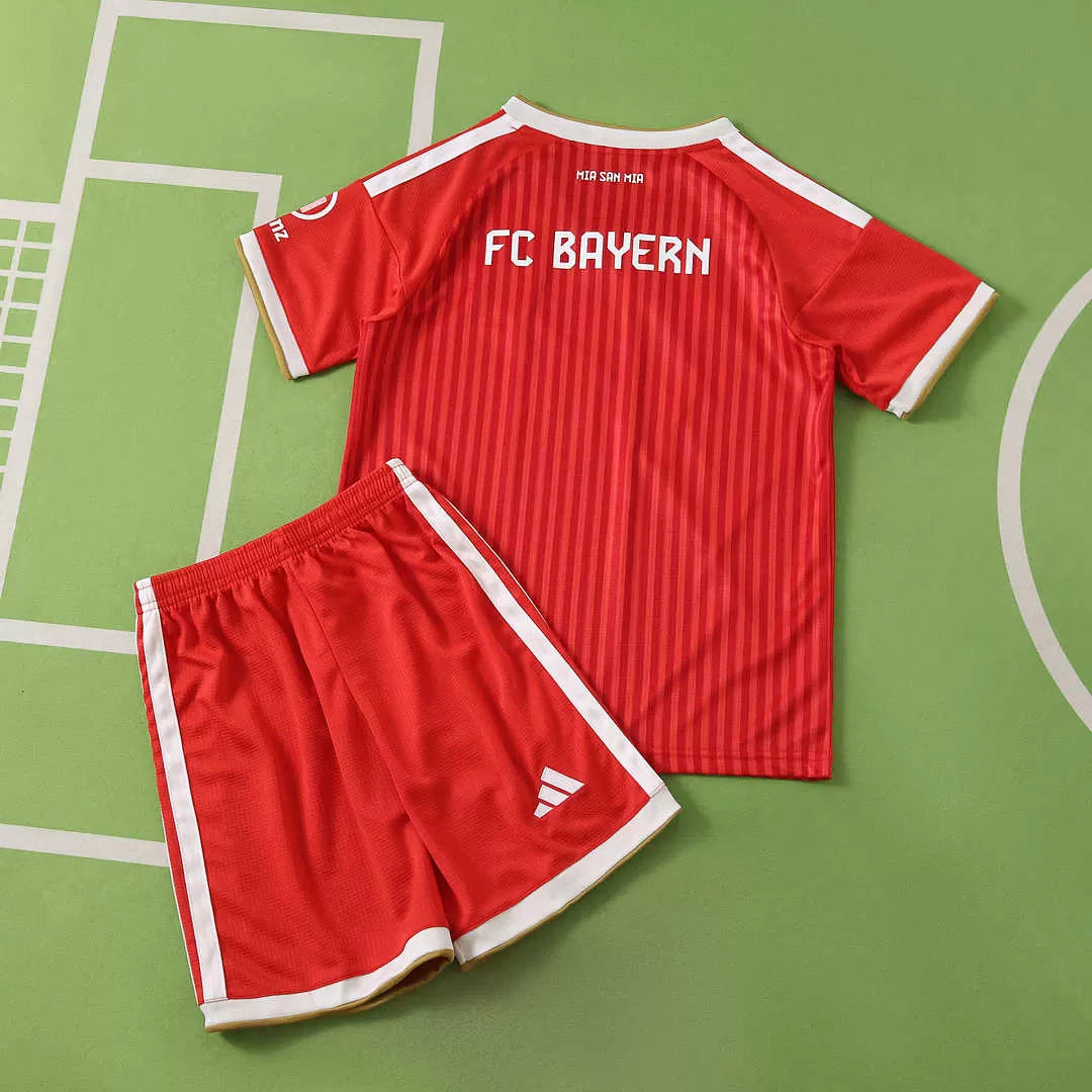 Kit Bayern Munich Home 26/27 Bambino Rosso | Kit da Calcio