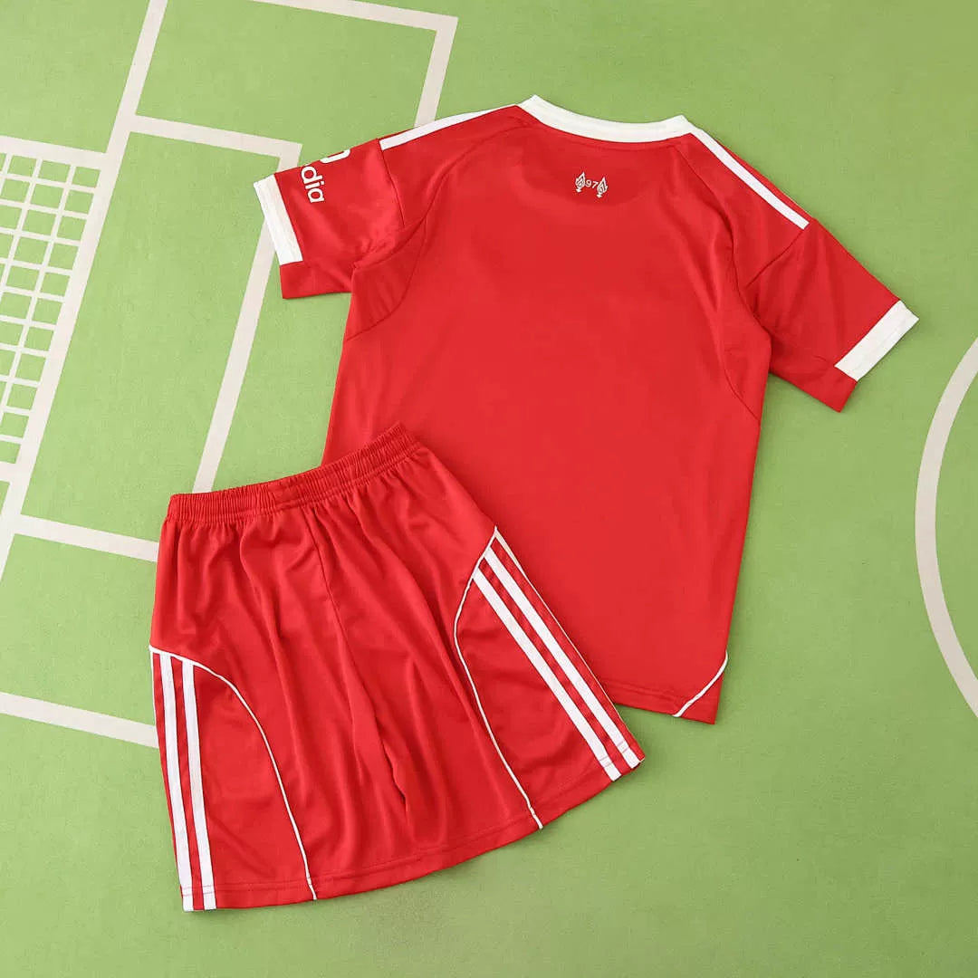 Kit Liverpool Home 25/26 Bambino Rosso | Kit da Calcio