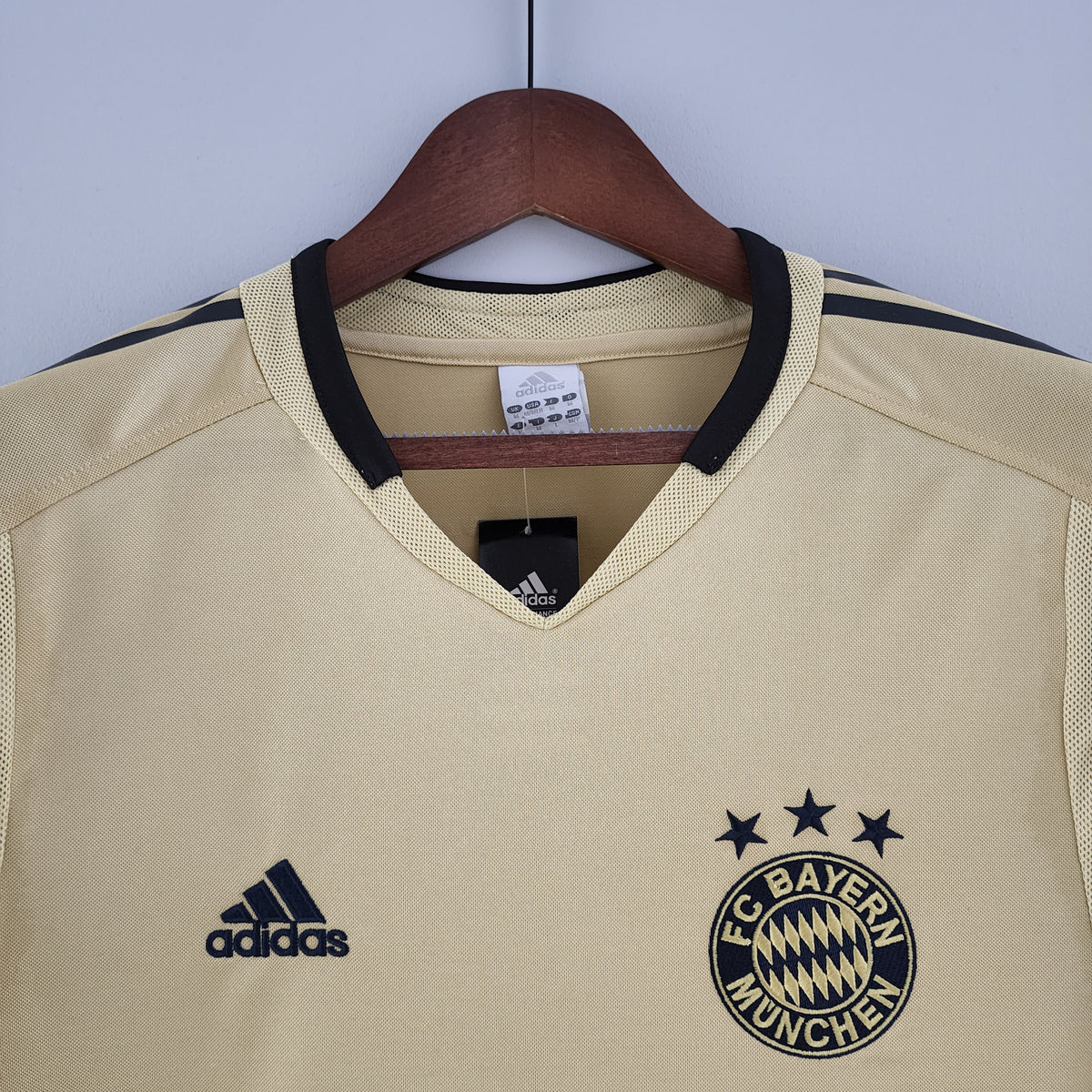 Bayern München Home Jersey 04-06 Retro