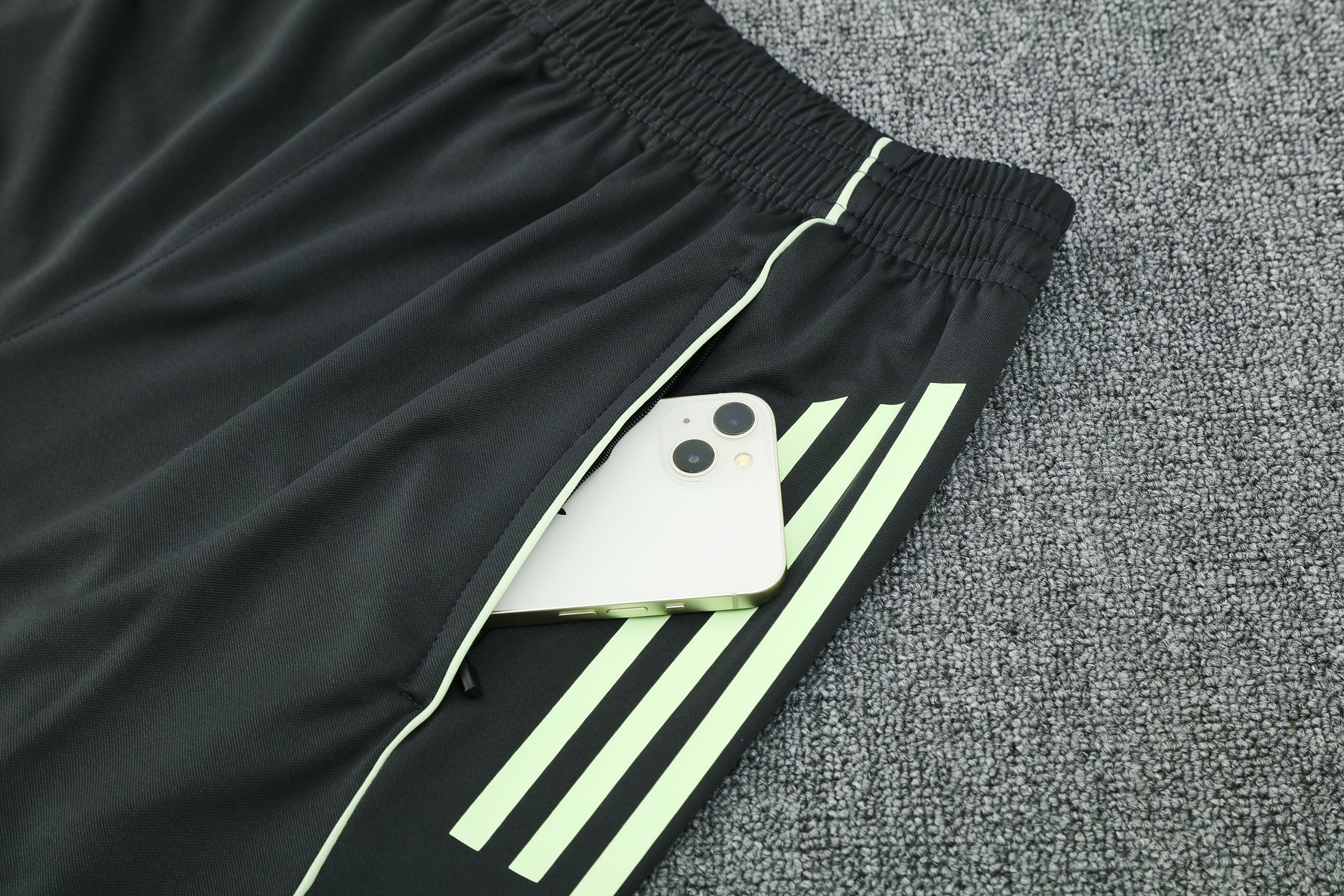 Kit Shirt + Shorts Real Madrid Green 25/26