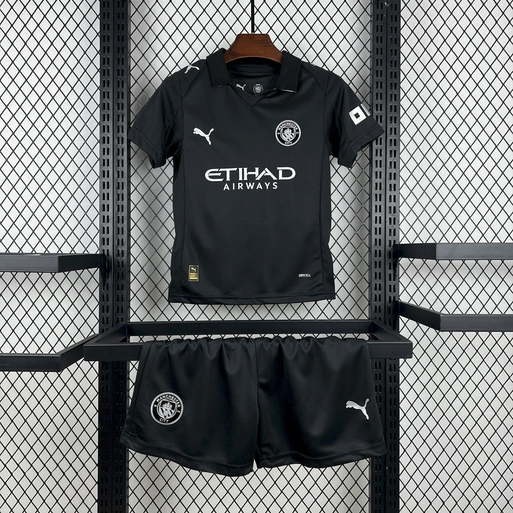 Manchester City Away 25/26 Kit Kids