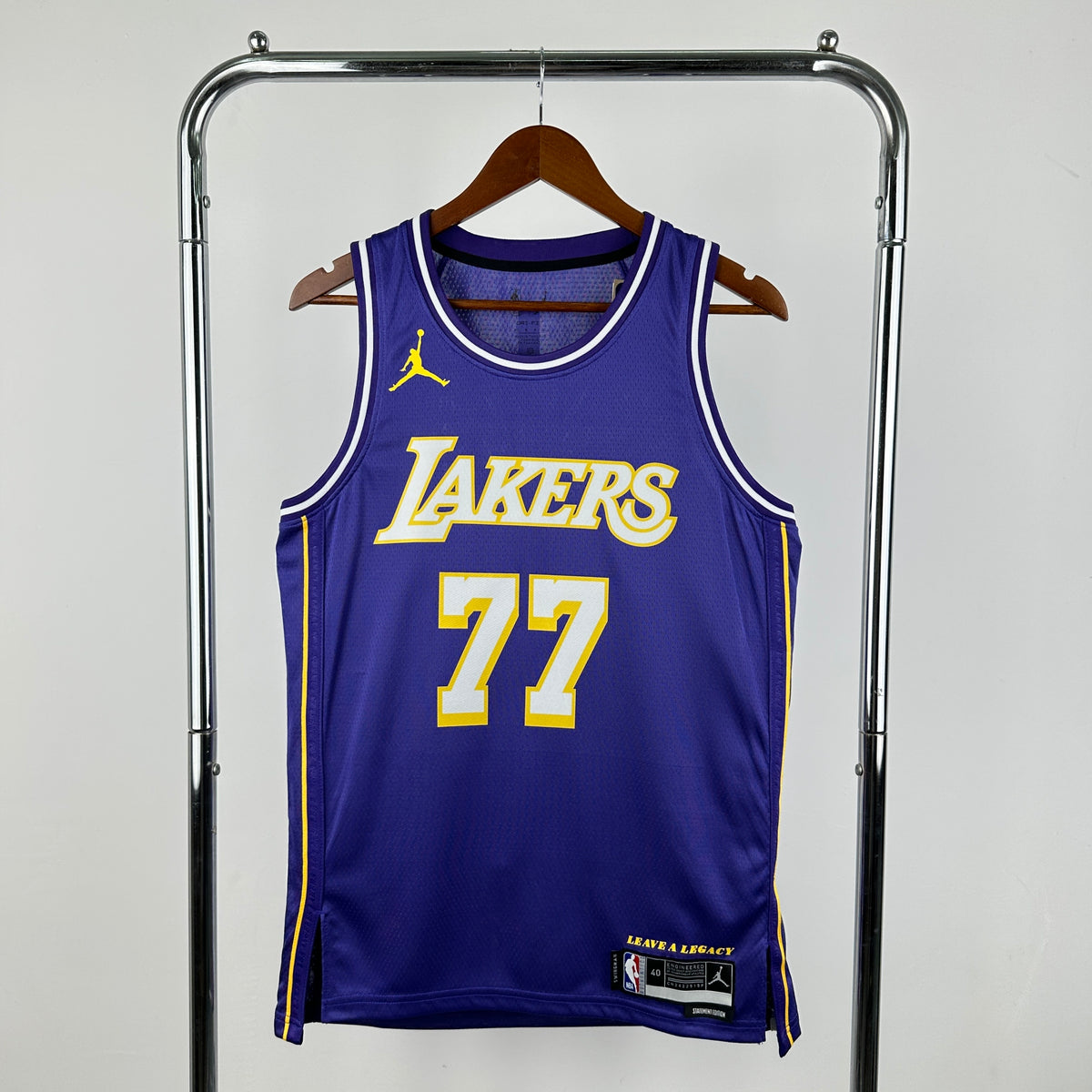 Los Angeles Lakers Statement Edition NBA Jersey