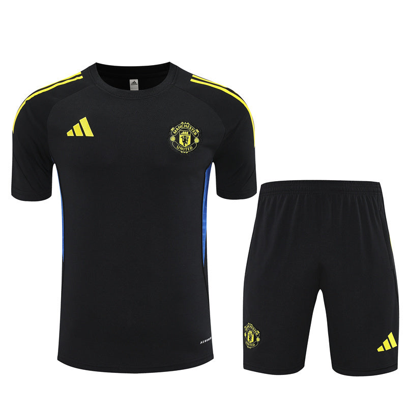 Kit Shirt + Shorts Manchester United Training Black 25/26