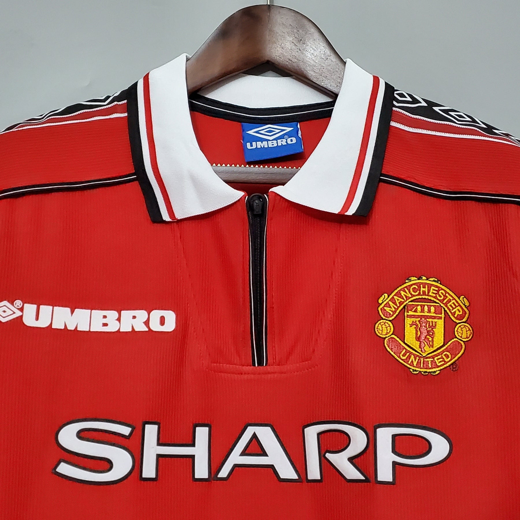 Manchester United Home Jersey 98/00 Retro