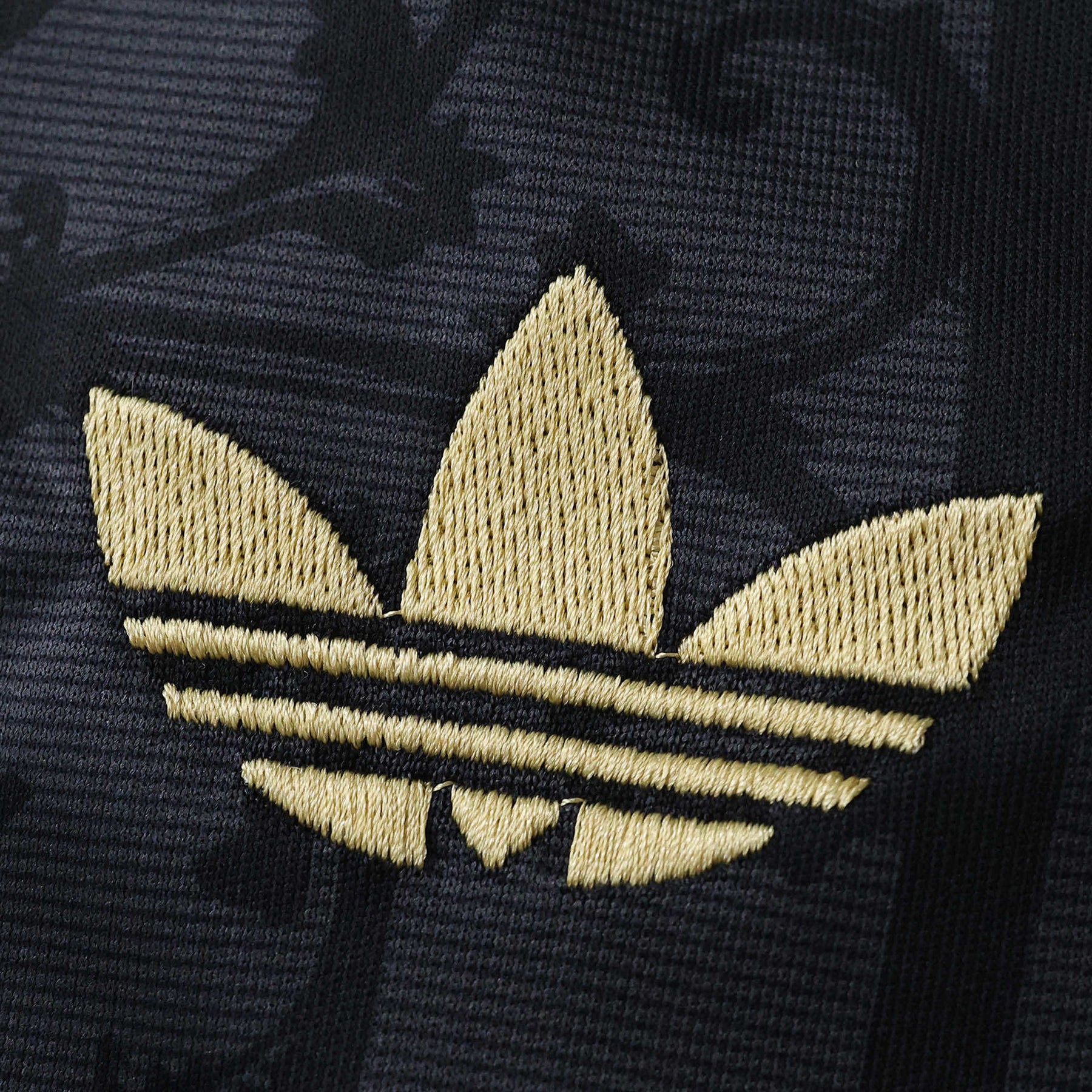 Liverpool Special Edition Black Gold Jersey 25/26