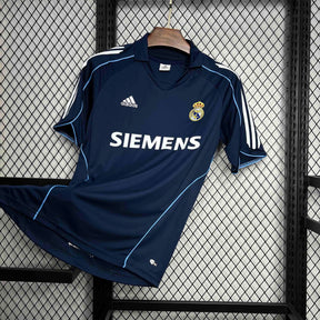 Real Madrid Away Jersey 05/06 Retro