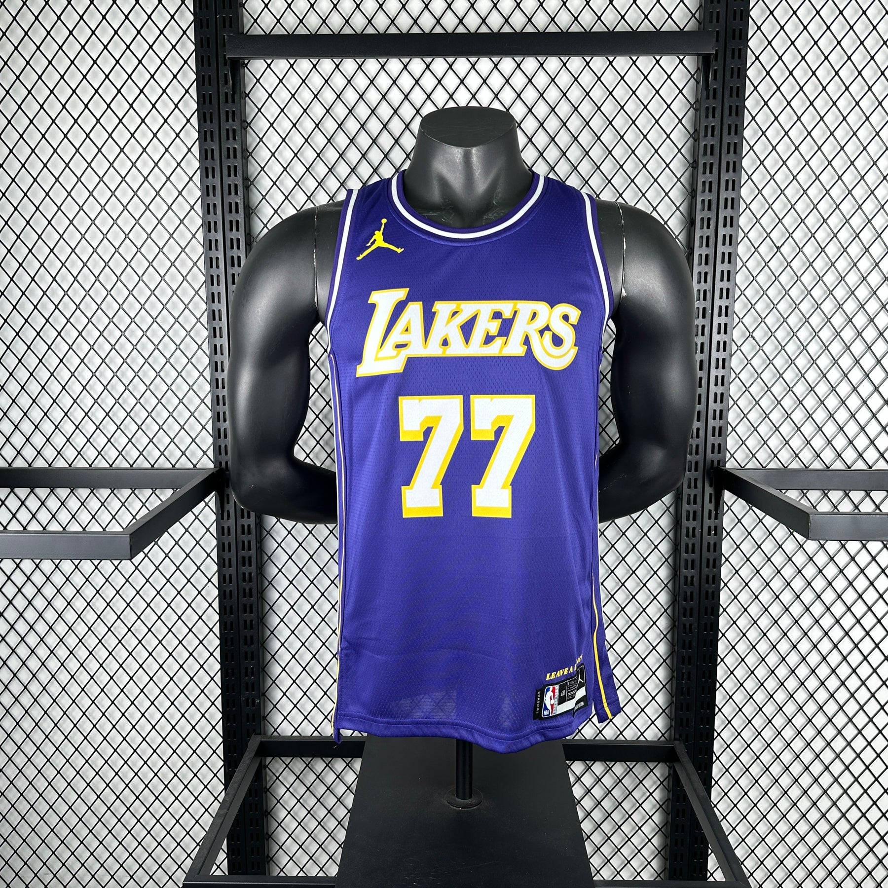 Los Angeles Lakers Statement Edition NBA Jersey