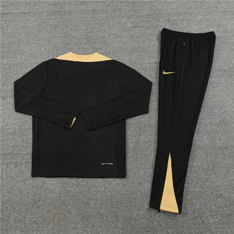 Tracksuit Paris Black/Gold Training 24/25