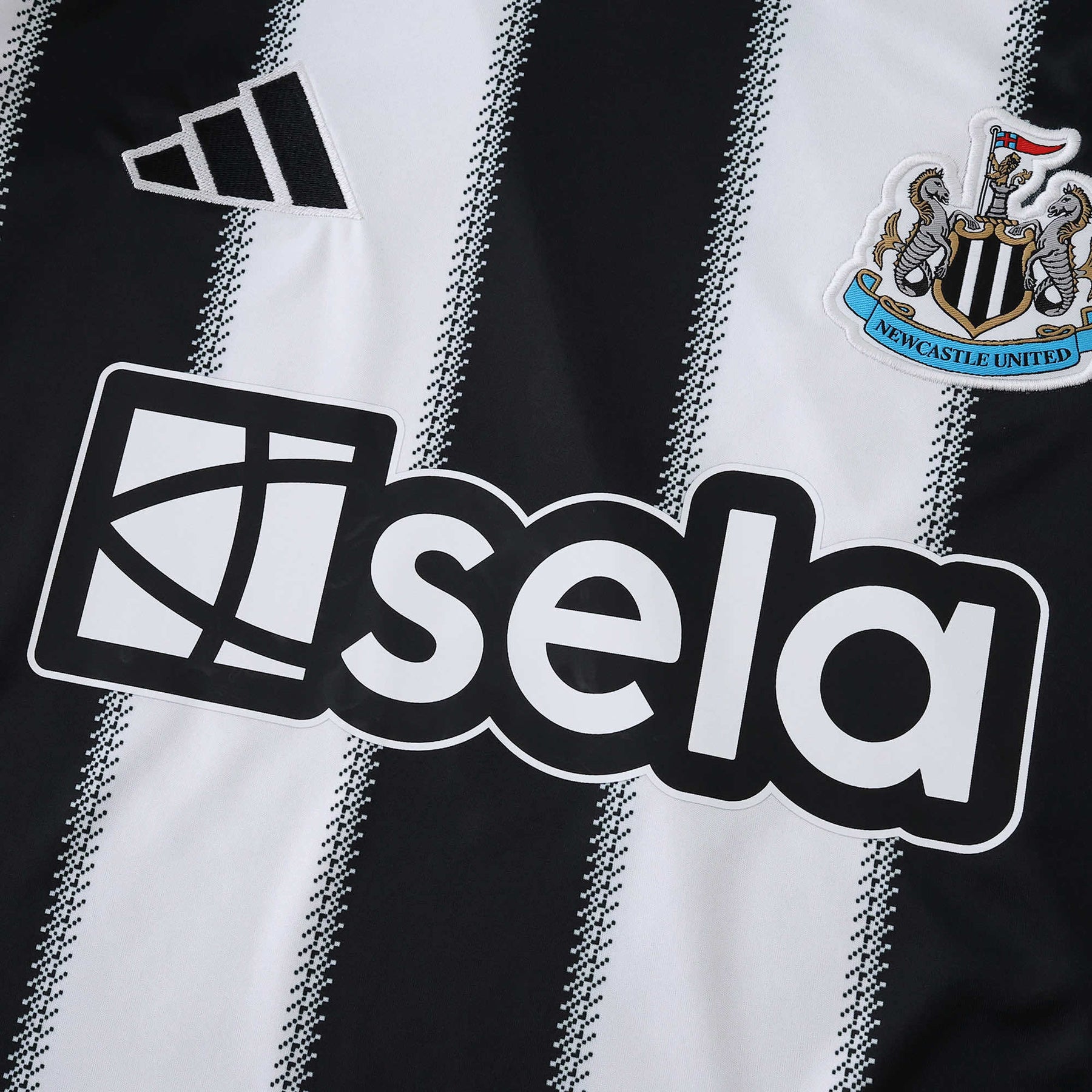 Newcastle Home Jersey 25/26