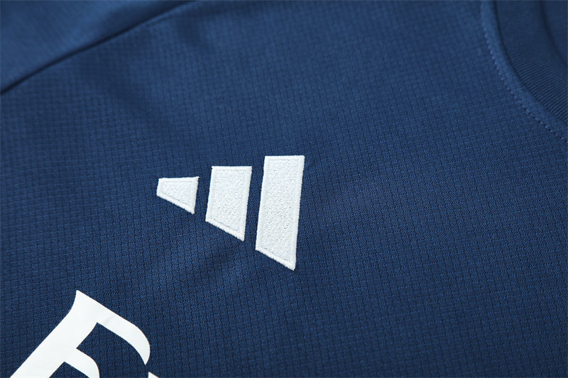 Tenue Arsenal bleu foncé (maillot et short) 25/26