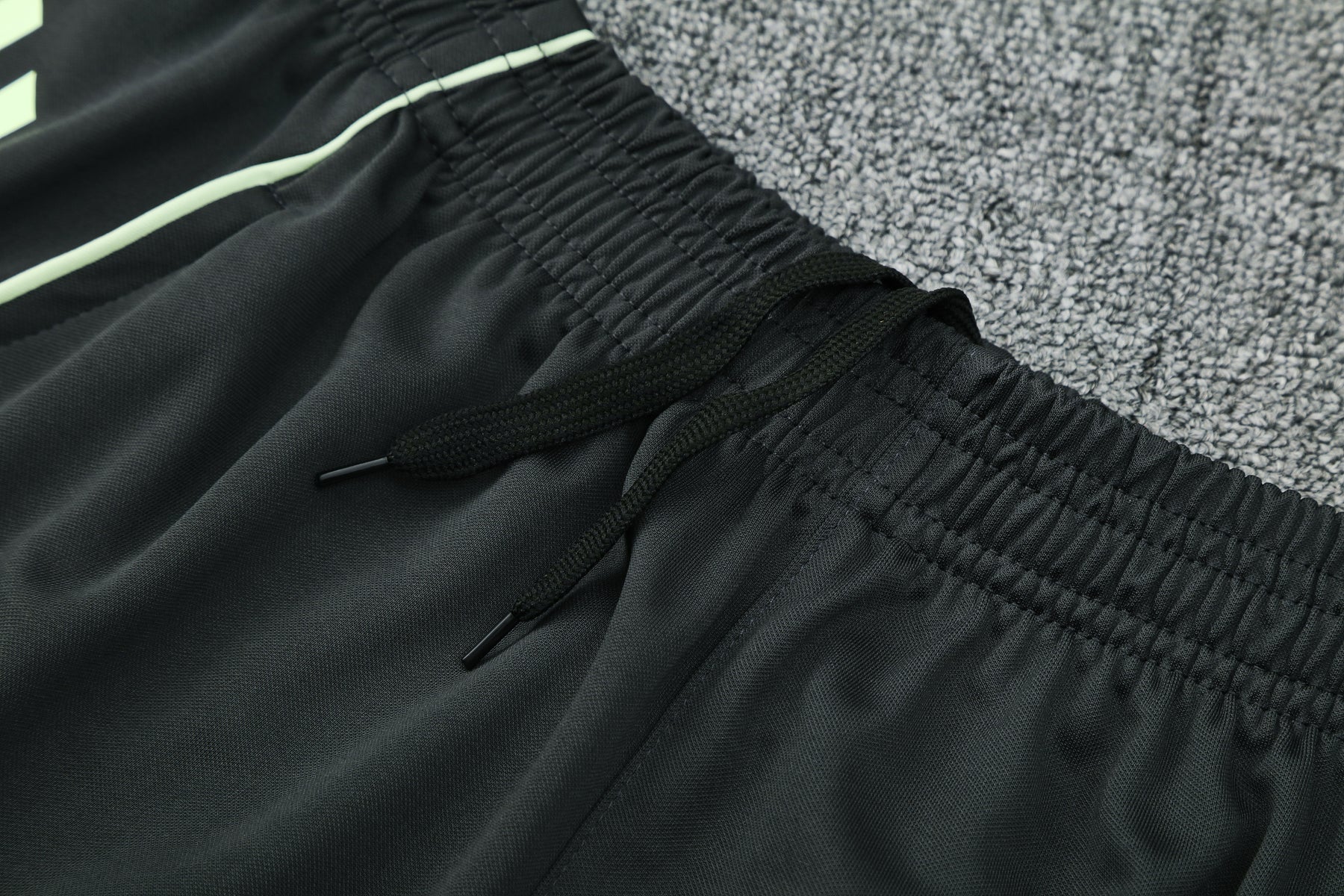 Tank Top + Shorts Real Madrid Green 25/26