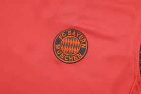 Completino Canottiera Bayern München 25/26 Uomo Rosso | Kit Allenamento