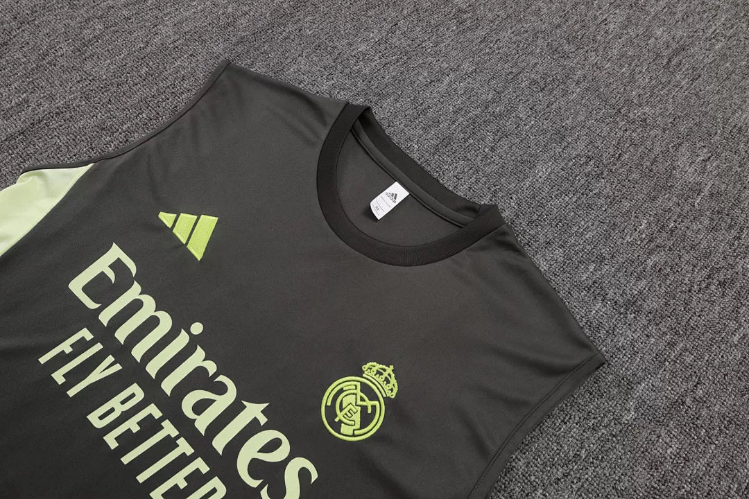 Completino Canottiera Real Madrid 2025/26 Uomo | Kit Allenamento