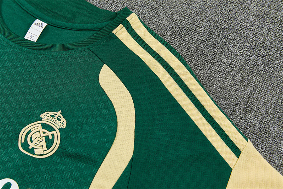 Completino Manica Corta Real Madrid 26/27 Uomo | Kit Allenamento
