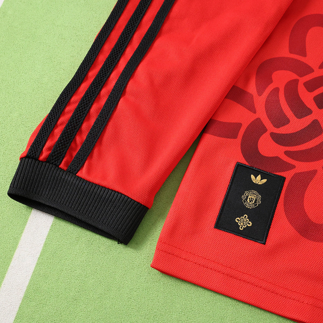 Maglia Manchester United Pre-Match CNY 25/26 Uomo Manica Lunga | Maglia da Calcio