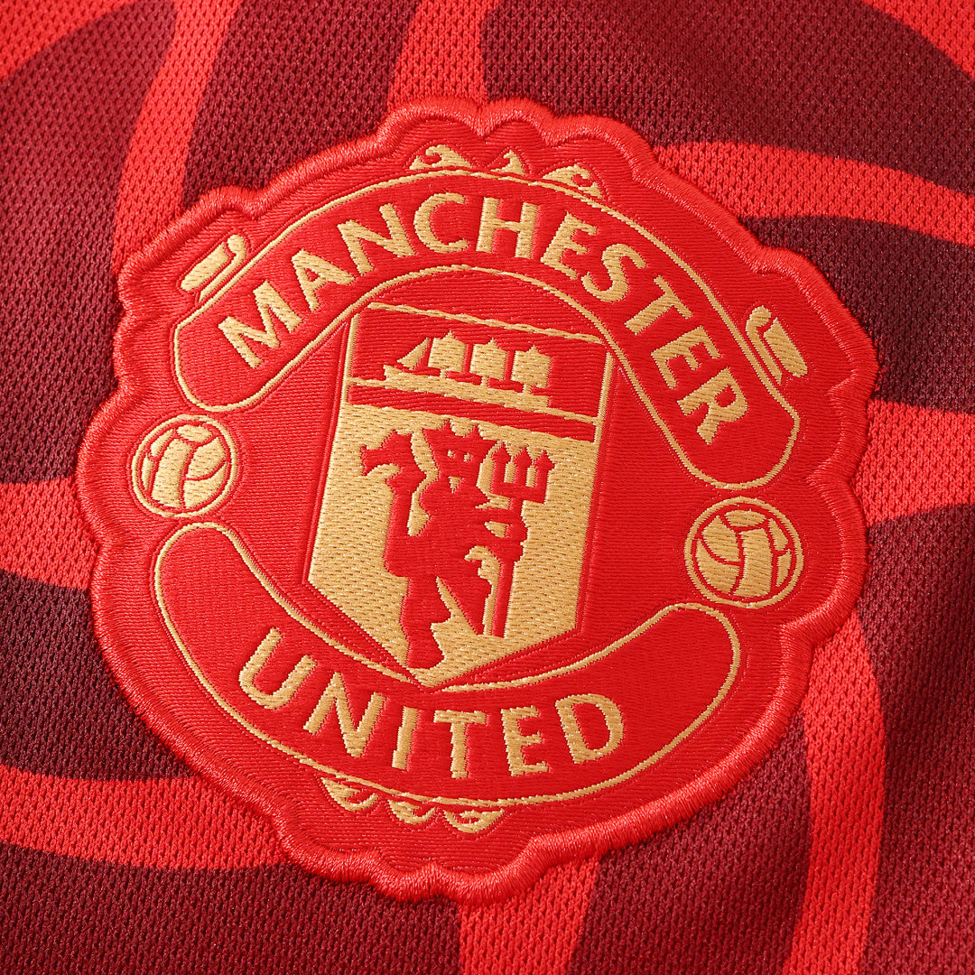 Maglia Manchester United Pre-Match CNY 25/26 Uomo Manica Lunga | Maglia da Calcio