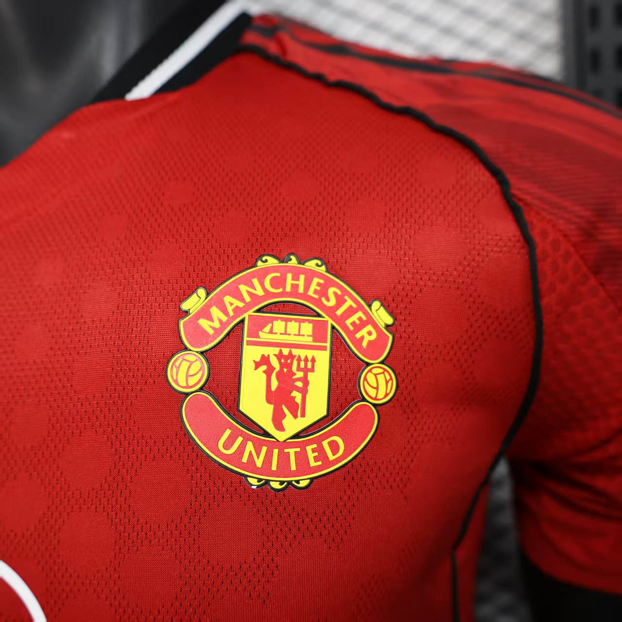 Manchester United Home 25/26 Jersey Player