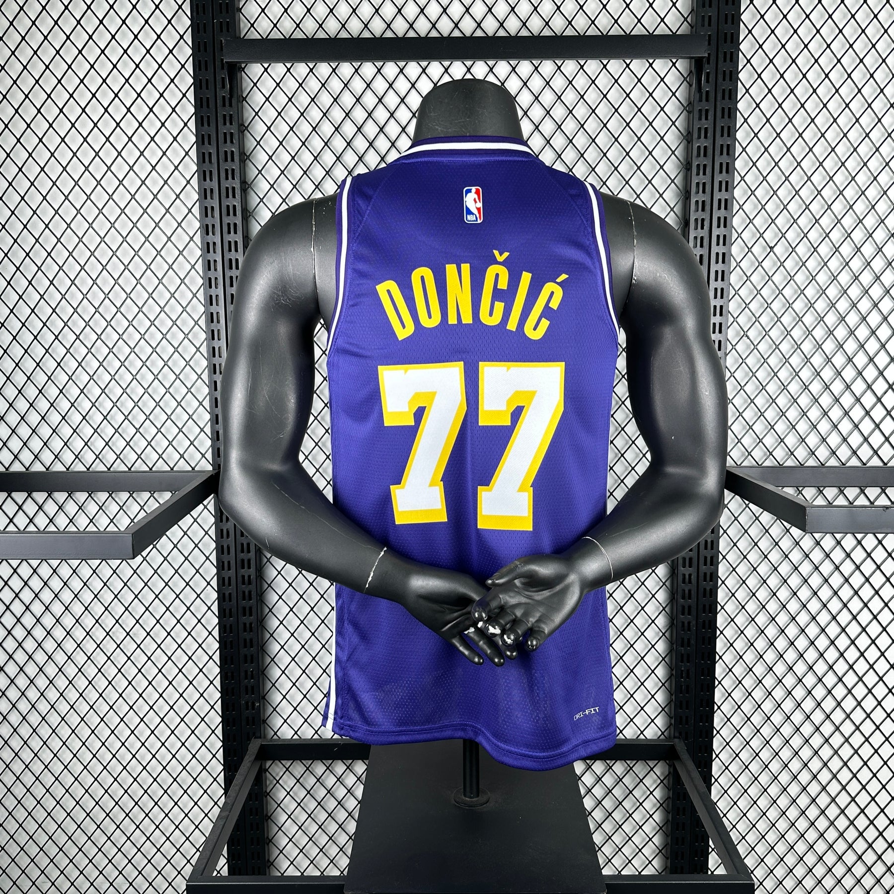 Los Angeles Lakers Statement Edition NBA Jersey