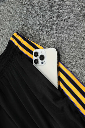 Kit Shirt + Shorts Manchester United Black/Gold 25/26