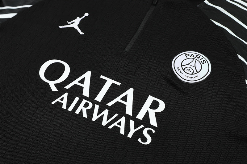 Tracksuit Paris Black 25/26