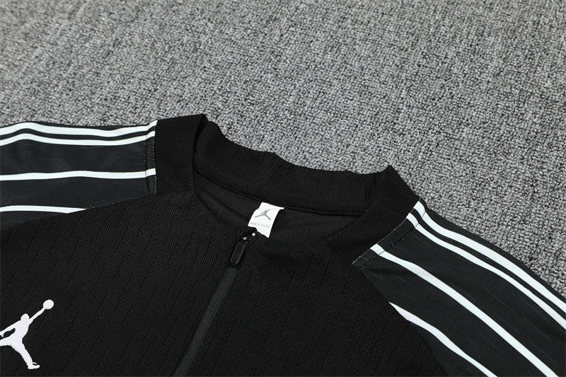 Tracksuit Paris Black 25/26