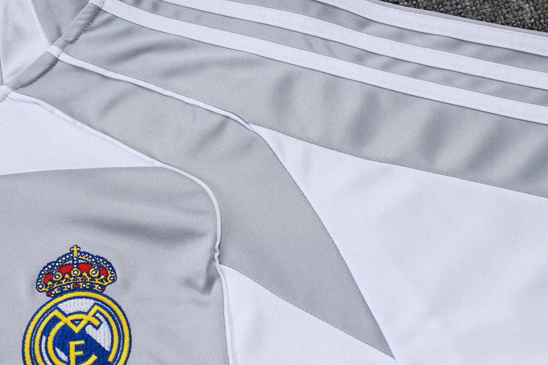 Real Madrid Gray Tracksuit Half-Zip 25/26