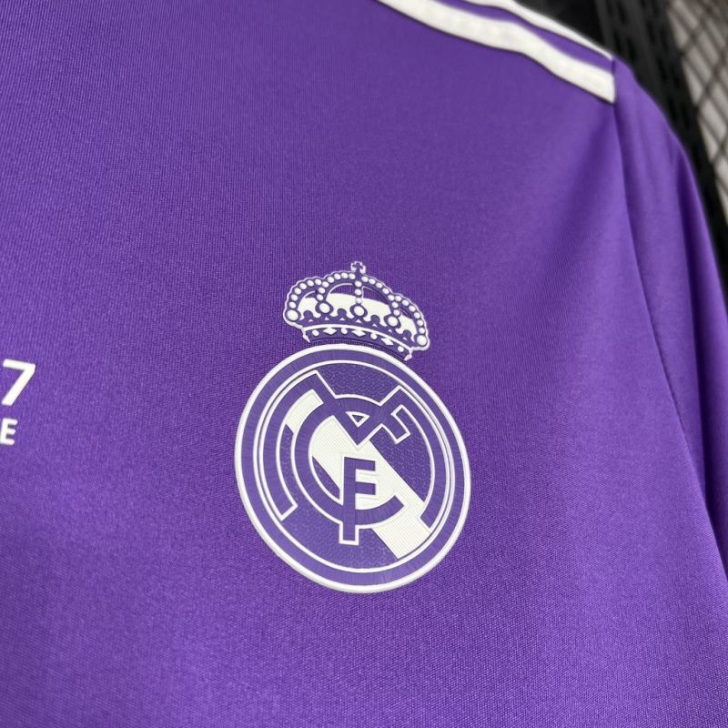 Real Madrid Away Jersey 16/17 Retro