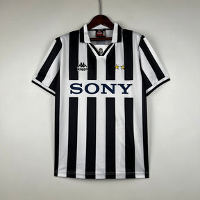 Juventus Home Jersey 96/97 Retro