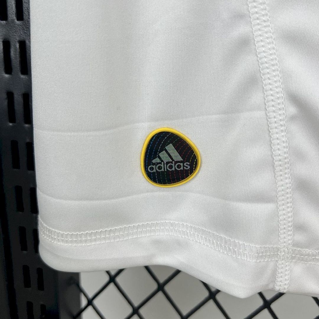 Spain Away Jersey 2010 Retro