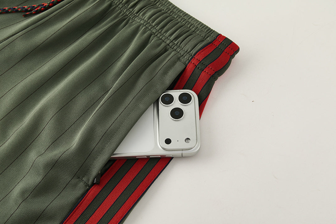 Kit Bayern Munich Icons Verde Scuro 25/26 Uomo | Kit da Calcio