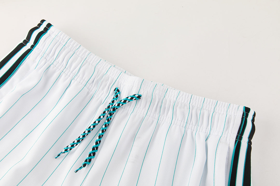 Kit Liverpool Icons Bianco 25/26 Uomo | Kit da Calcio