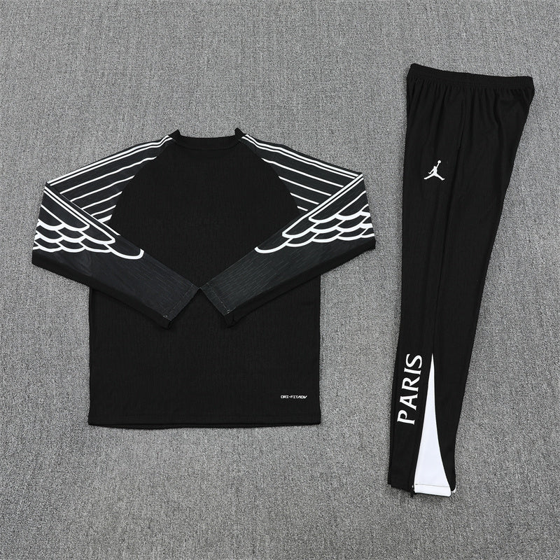 Tracksuit Paris Black 25/26