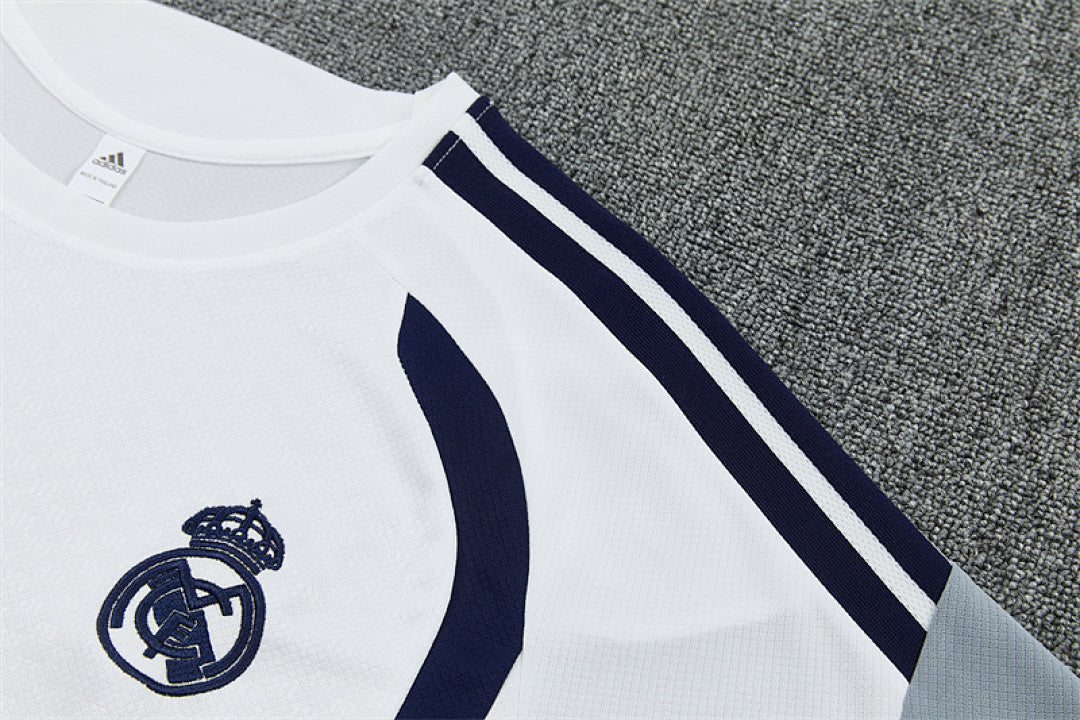 Completino Manica Corta Real Madrid 26/27 Uomo | Kit Allenamento
