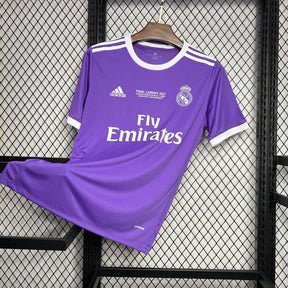Real Madrid – 2016-2017 – extérieur
