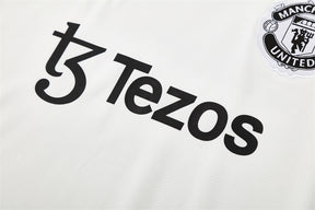 Kit Shirt + Shorts Manchester United Training White/Black 25/26