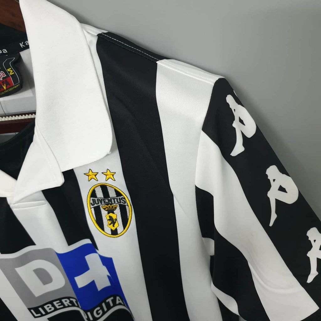 Juventus Home Jersey 99/00 Retro