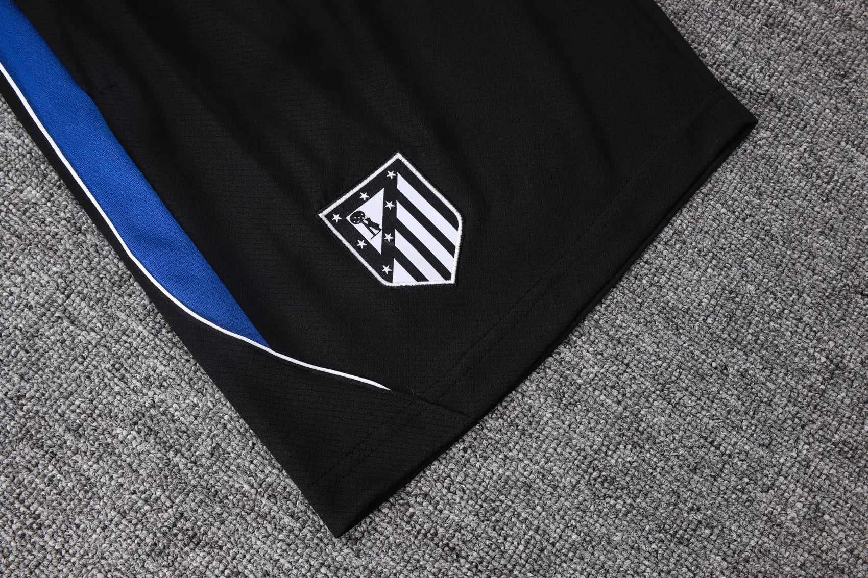 Completino Canottiera Atlético Madrid 26/27 Uomo Nero | Kit Allenamento