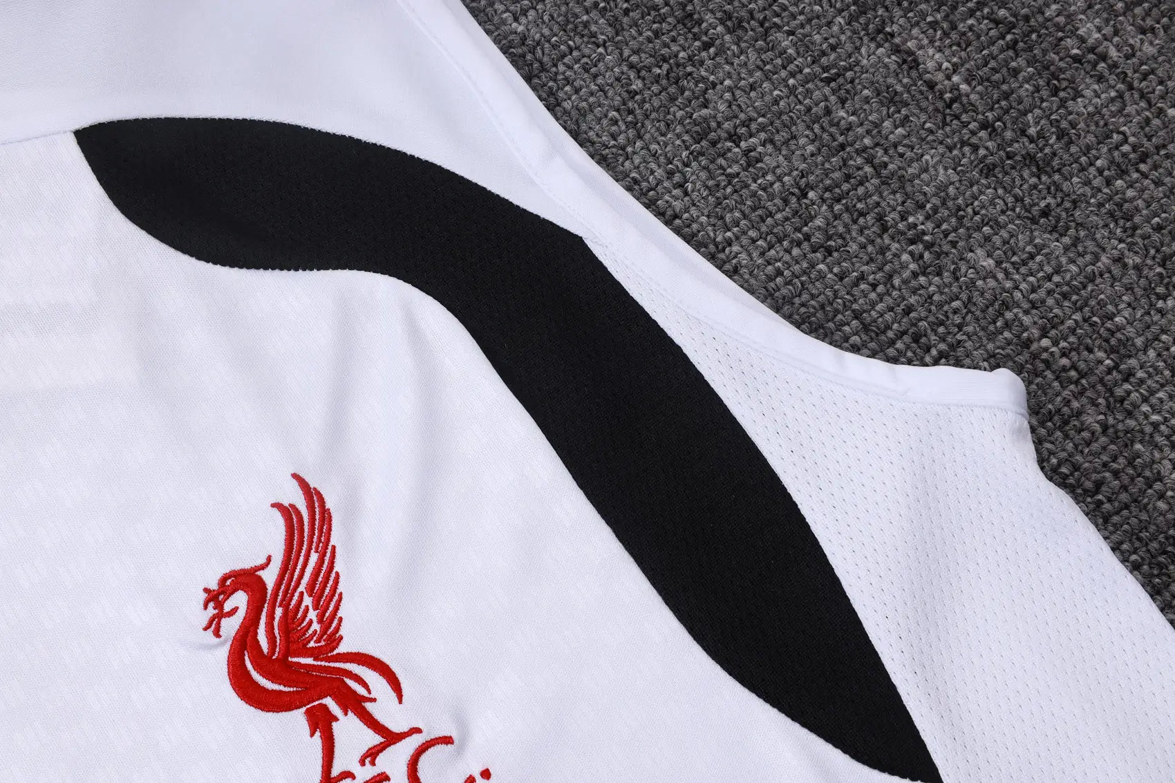 Completino Canottiera Liverpool 26/27 Uomo Bianco | Kit Allenamento