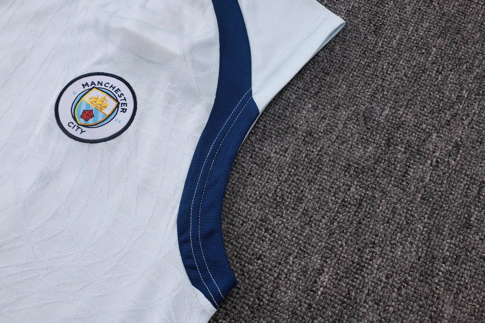 Completino Canottiera Manchester City 26/27 Uomo Bianco e Blu Navy | Kit Allenamento