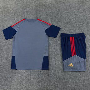 Completino Manica Corta Bayern Munich 26/27 Uomo Grigio | Kit Allenamento
