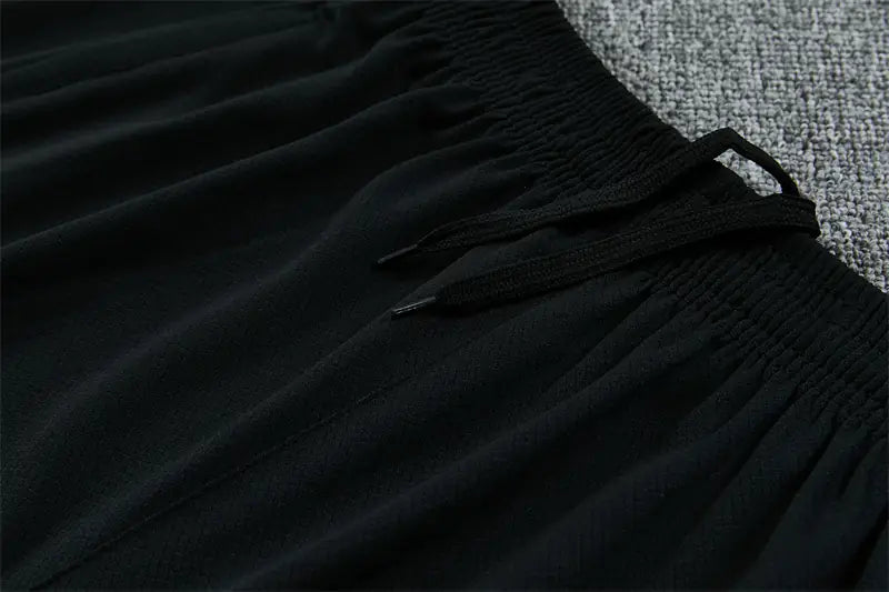 Completino Manica Corta Milan 26/27 Uomo Rosso e Nero | Kit Allenamento
