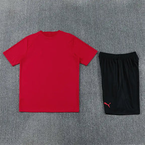 Completino Manica Corta Milan 26/27 Uomo Rosso e Nero | Kit Allenamento