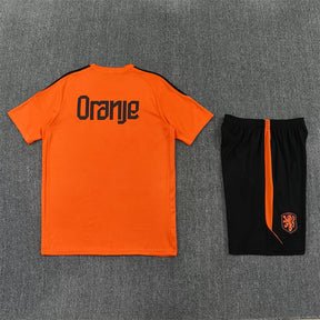 Completino Manica Corta Olanda 2026 Uomo Arancione | Kit Allenamento